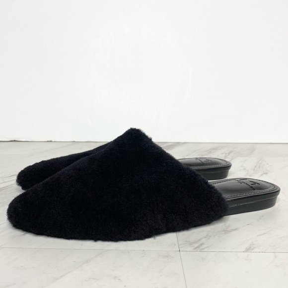 Marc Fisher Sabrinna Black Shearling Flat Mule 6.5 M - Picture 1 of 11